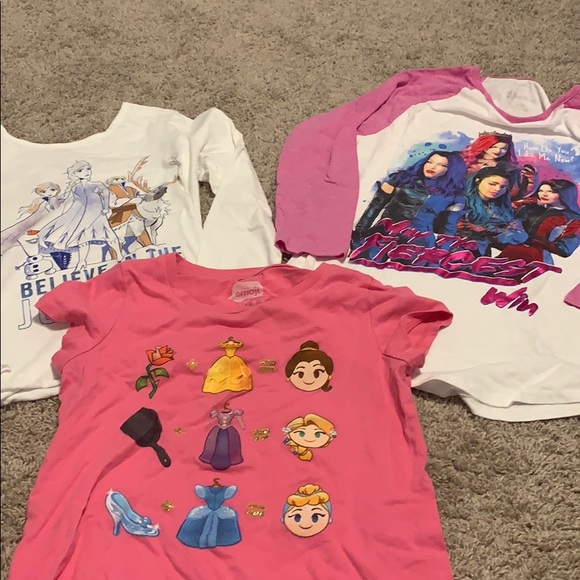 Disney Other - 2/$13 EUC Disney XL 14/16 frozen descendents shirt